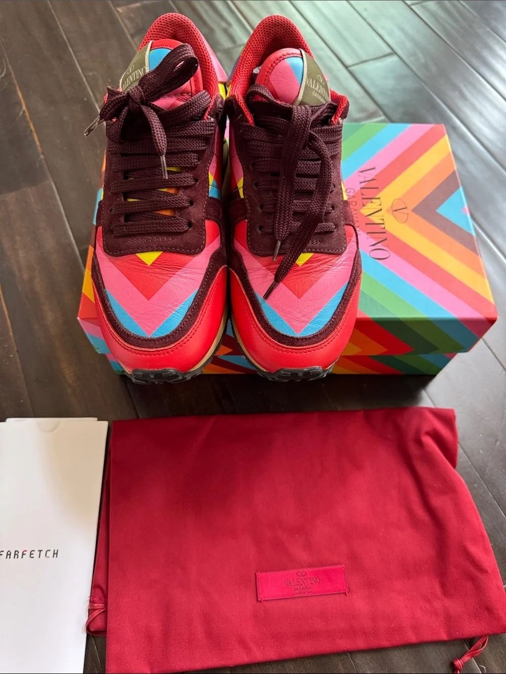 Valentino Garavani Rockrunner Multicolor Sneakers
Size EU 37 - Picture 10 of 12